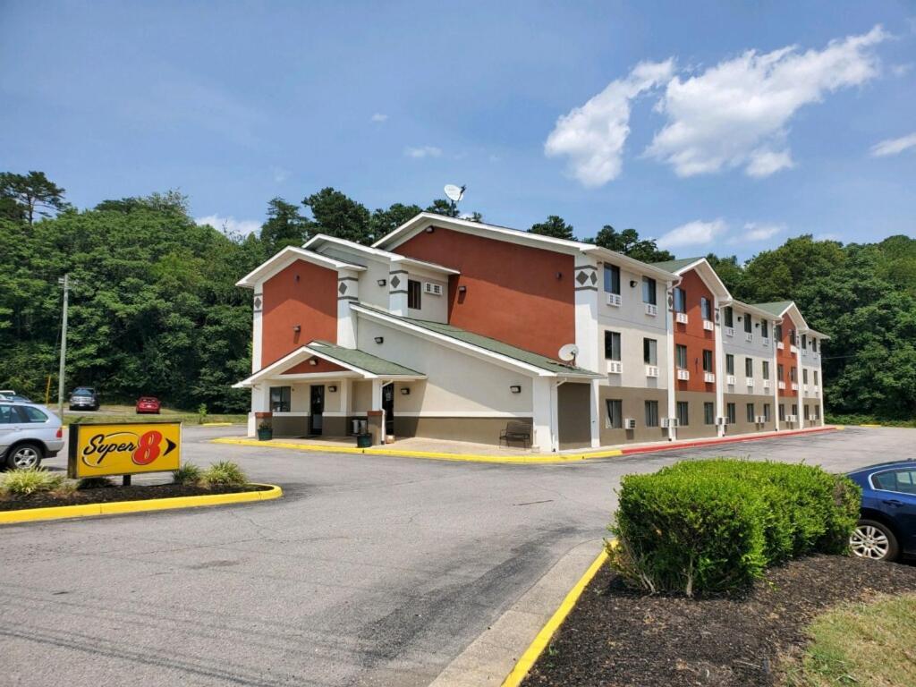 Motel Super 8 By Wyndham Salem Va Esterno foto