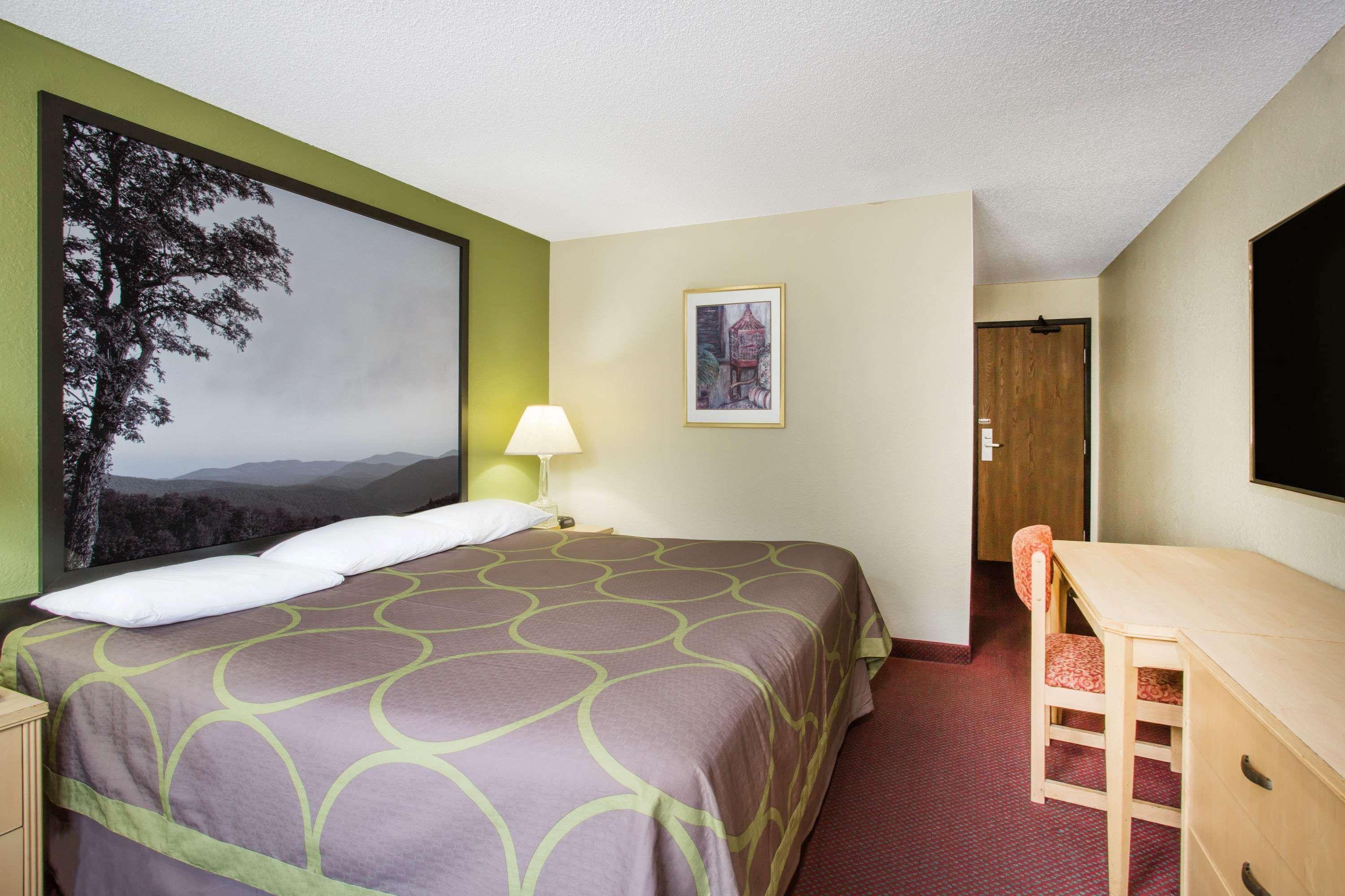 Motel Super 8 By Wyndham Salem Va Esterno foto